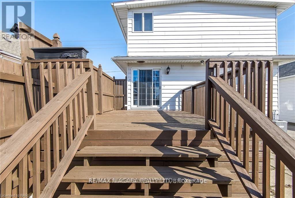 120 Elizabeth Street, Port Colborne (Killaly East), ON - Outdoor With Exterior