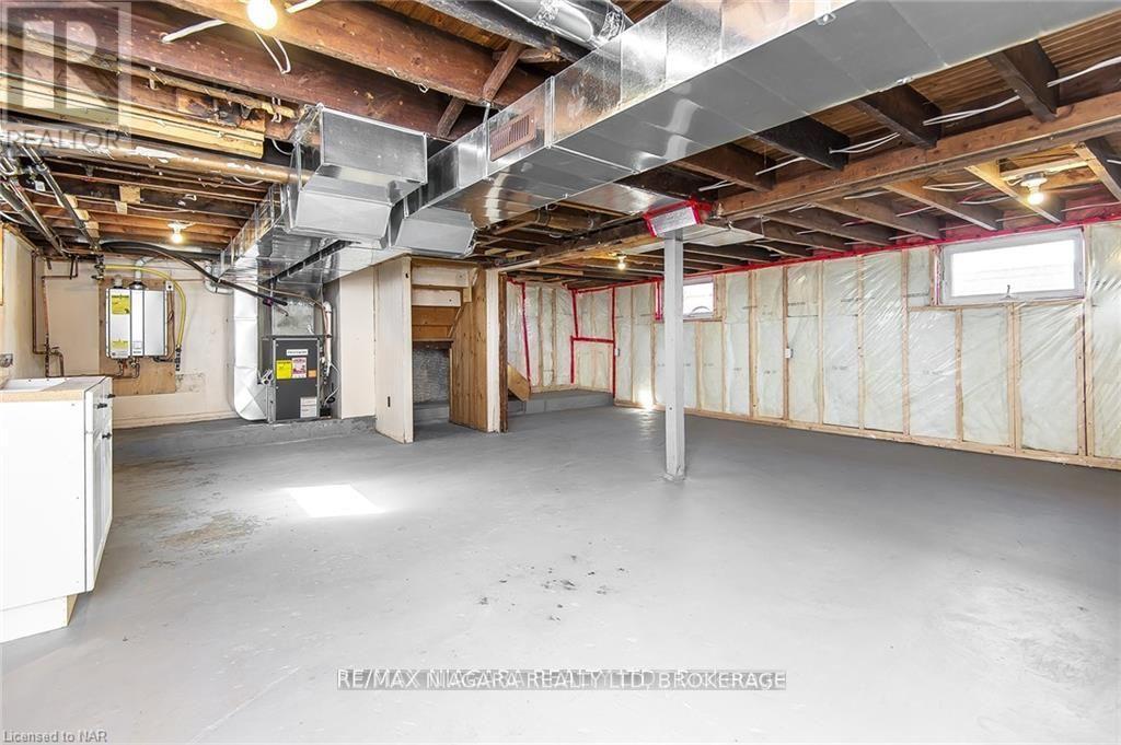 120 Elizabeth Street, Port Colborne (Killaly East), ON - Indoor Photo Showing Basement