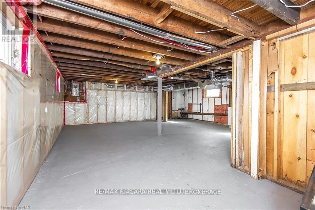120 Elizabeth Street, Port Colborne (Killaly East), ON - Indoor Photo Showing Basement