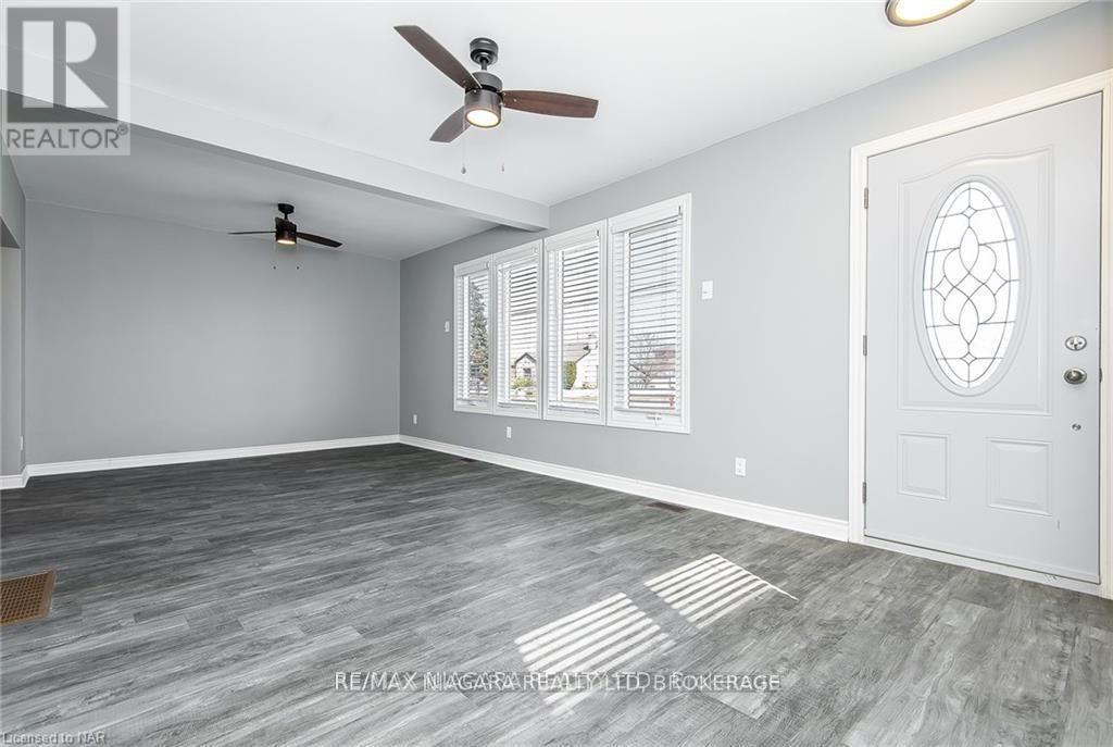 120 Elizabeth Street, Port Colborne (Killaly East), ON - Indoor Photo Showing Other Room