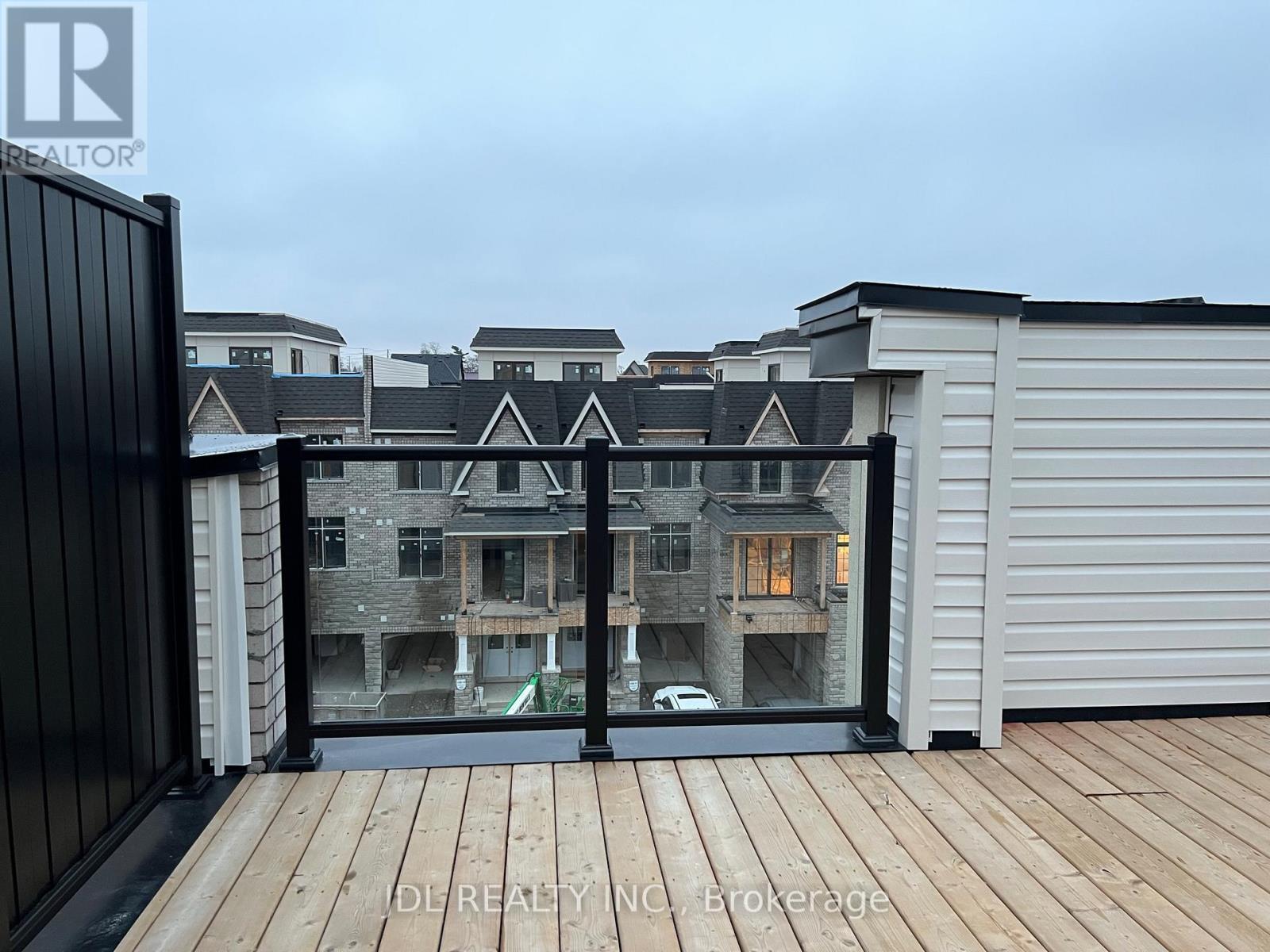 28 Gilbert Wright Avenue, Markham, ON - Outdoor