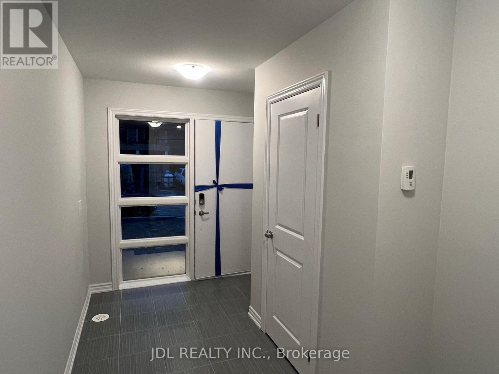 28 Gilbert Wright Avenue, Markham, ON - Indoor Photo Showing Other Room