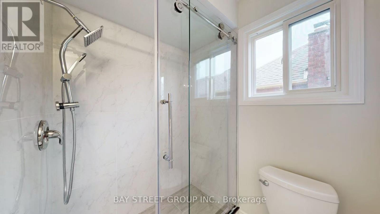 31 Cavalry Trail, Markham, ON - Indoor Photo Showing Bathroom