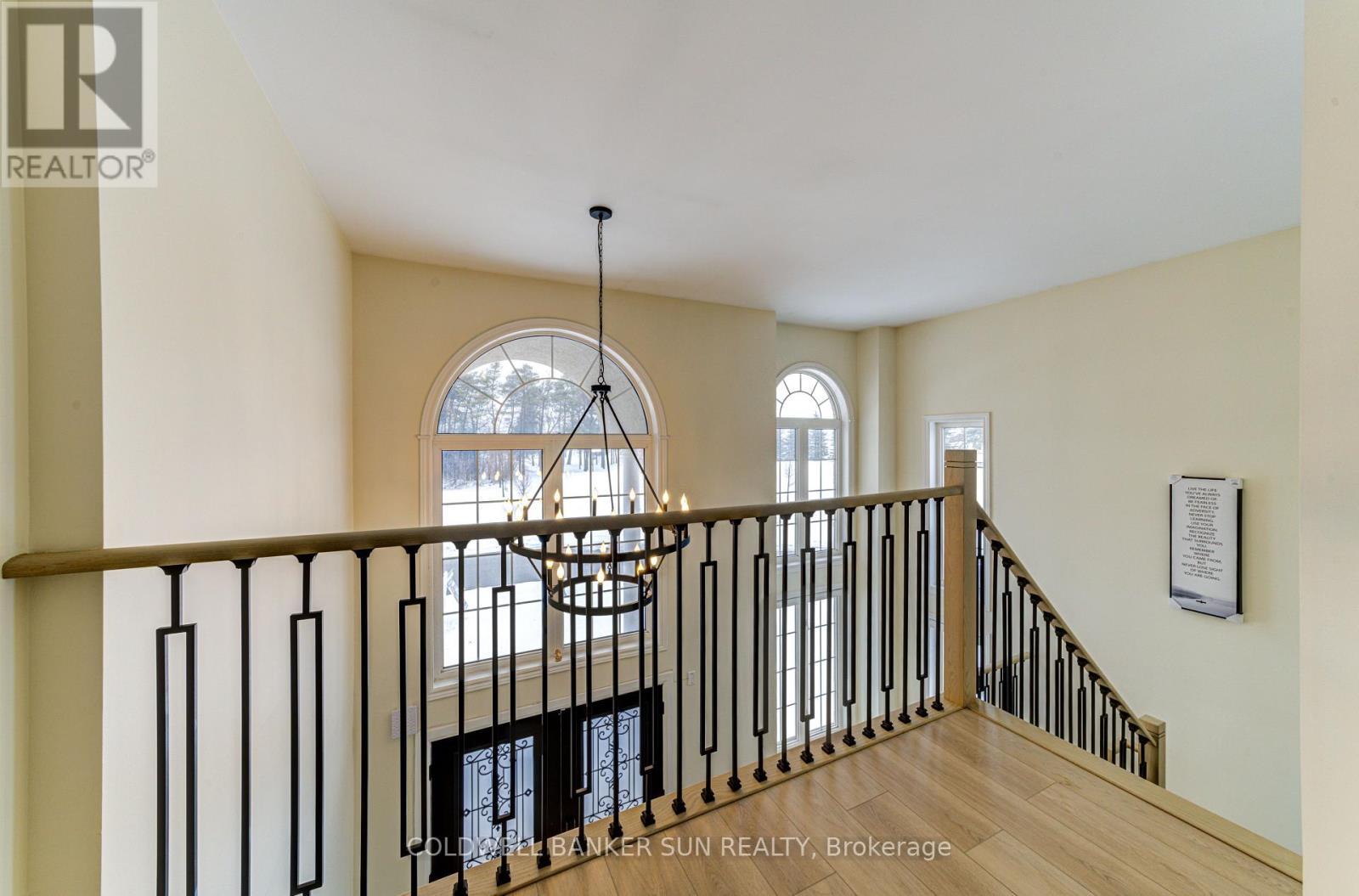 33 Ellis Crescent, Kawartha Lakes, ON - Indoor Photo Showing Other Room