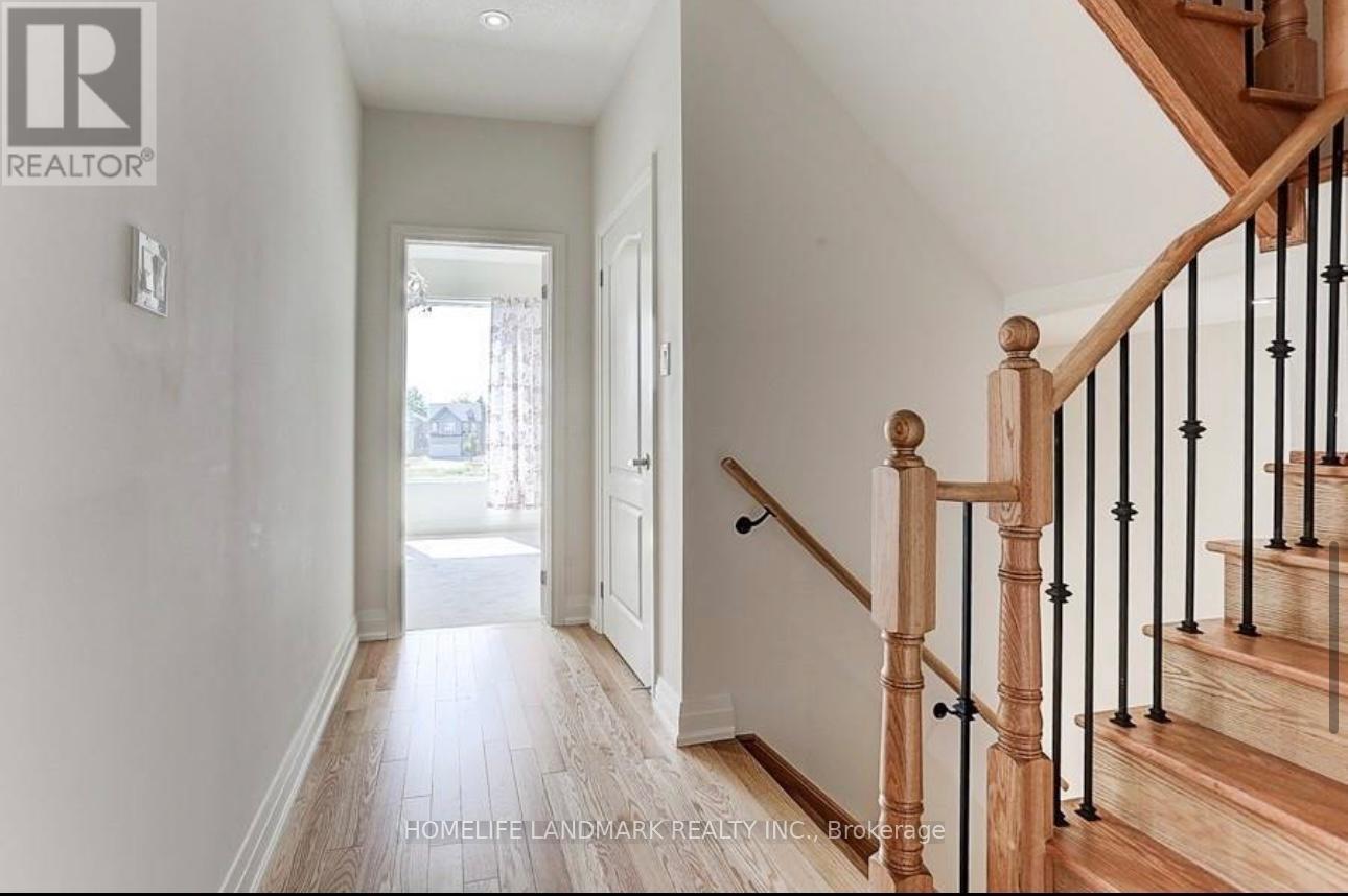 30 Mcclary'S Way, Markham, ON - Indoor Photo Showing Other Room