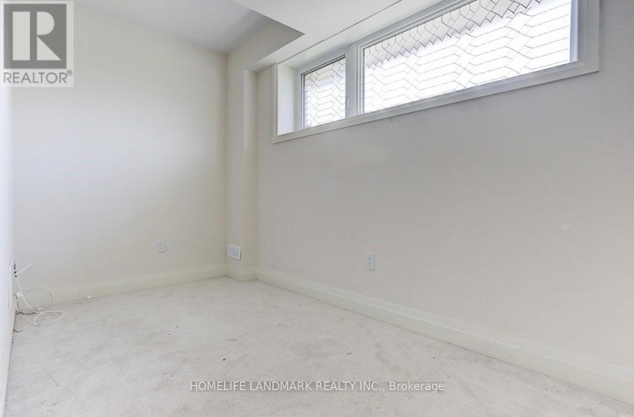 30 Mcclary'S Way, Markham, ON - Indoor Photo Showing Other Room