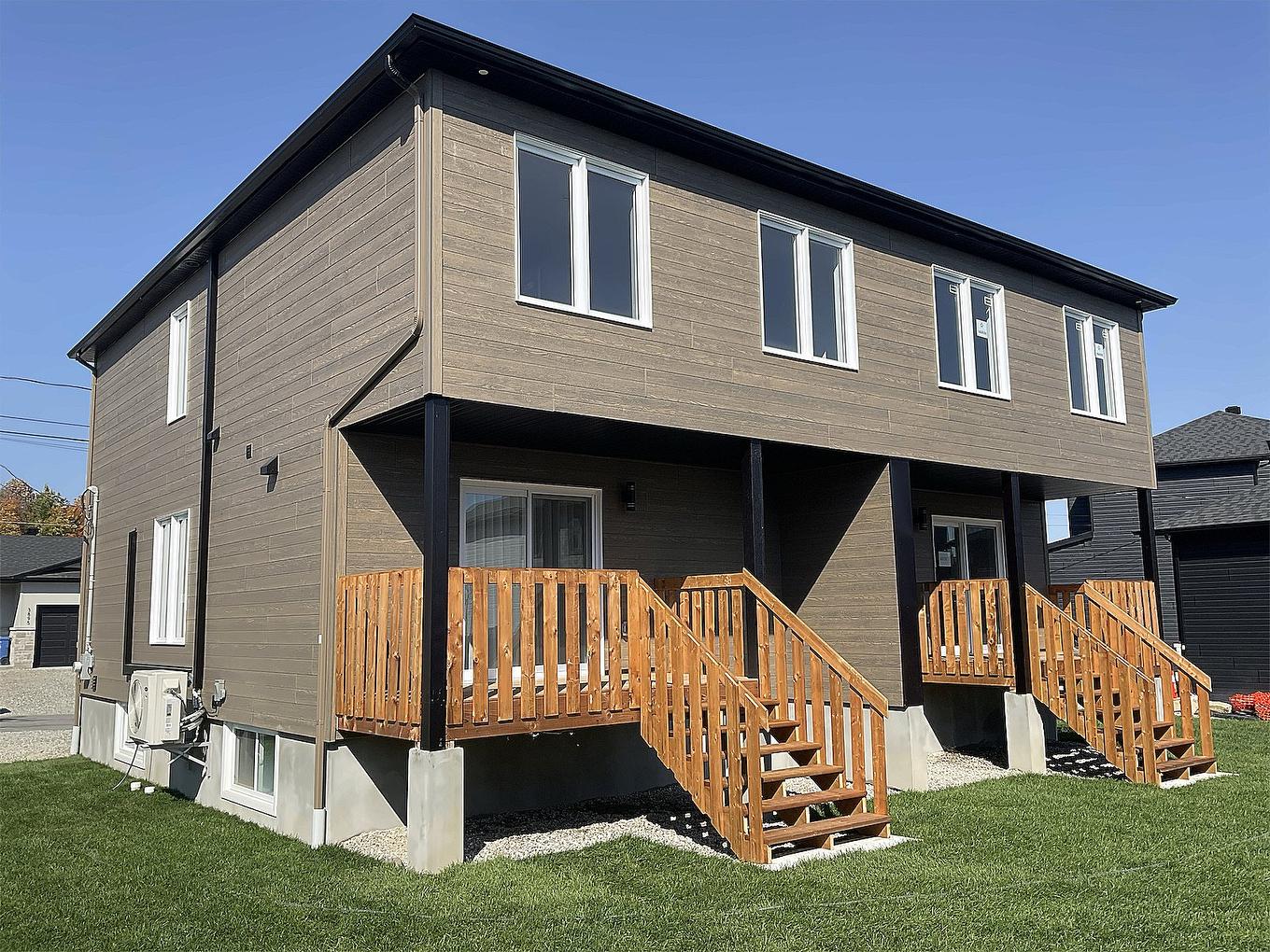 Backyard - 3130 Rue Léon-Landry, Sainte-Julienne, QC - Outdoor With Exterior