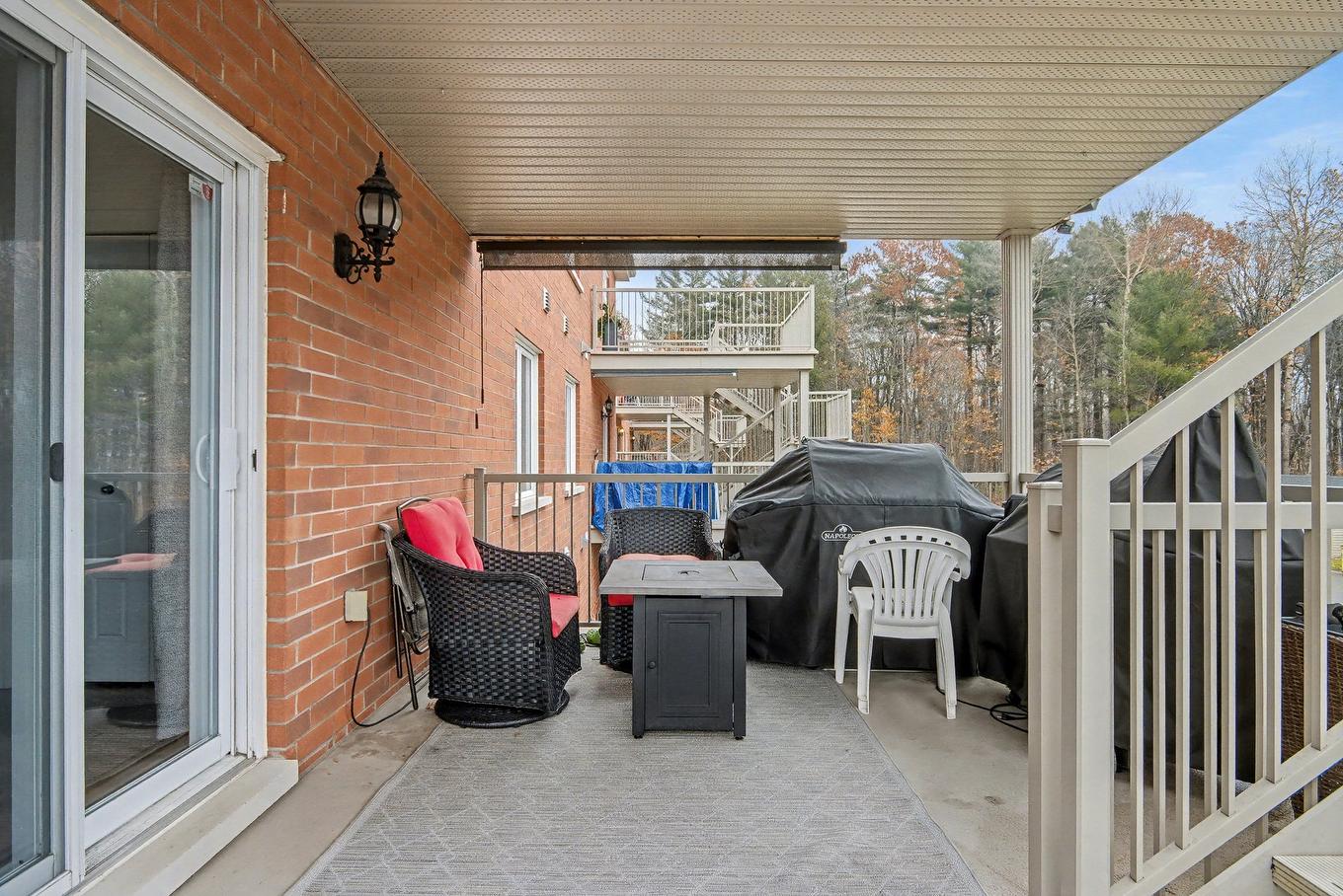 Balcon - 2-61 Rue Des Échevins, Saint-Jean-Sur-Richelieu, QC - Outdoor With Exterior