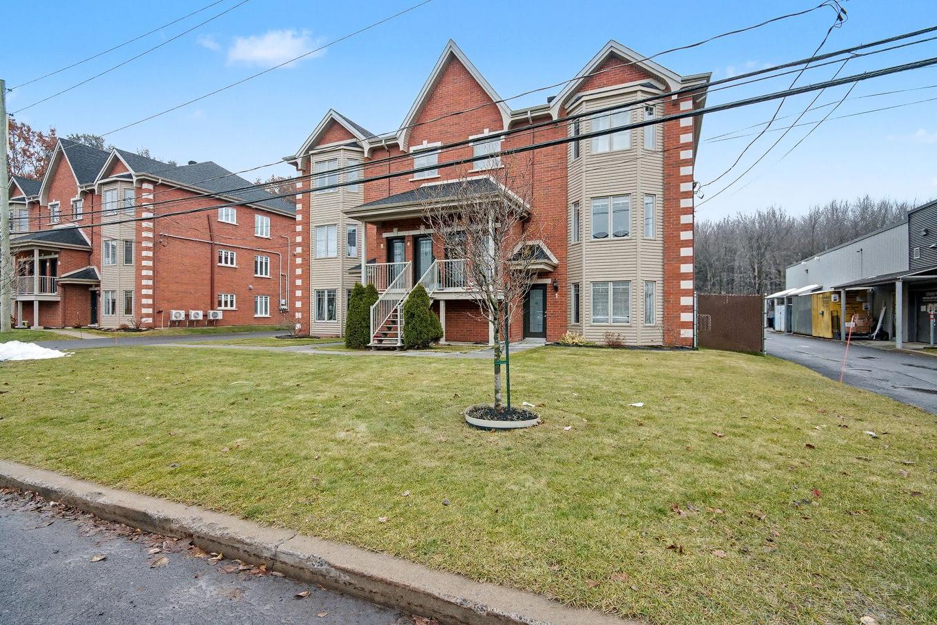 Façade - 2-61 Rue Des Échevins, Saint-Jean-Sur-Richelieu, QC - Outdoor With Facade