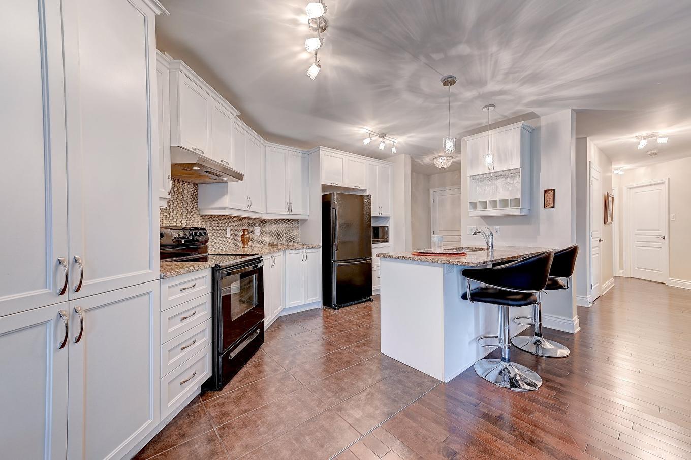 Cuisine - 1-8235 Rue De Londres, Brossard, QC - Indoor Photo Showing Kitchen