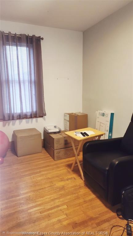 1385 Hall, Windsor, ON