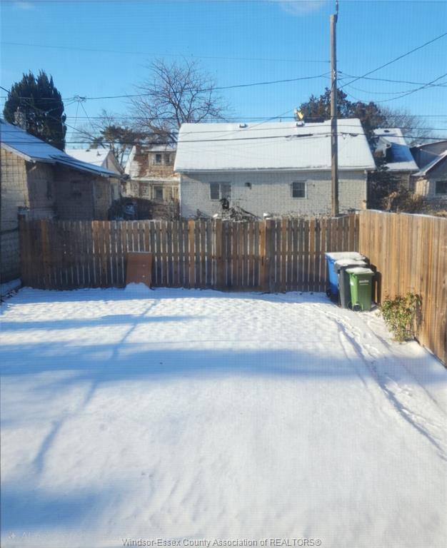 1385 Hall, Windsor, ON