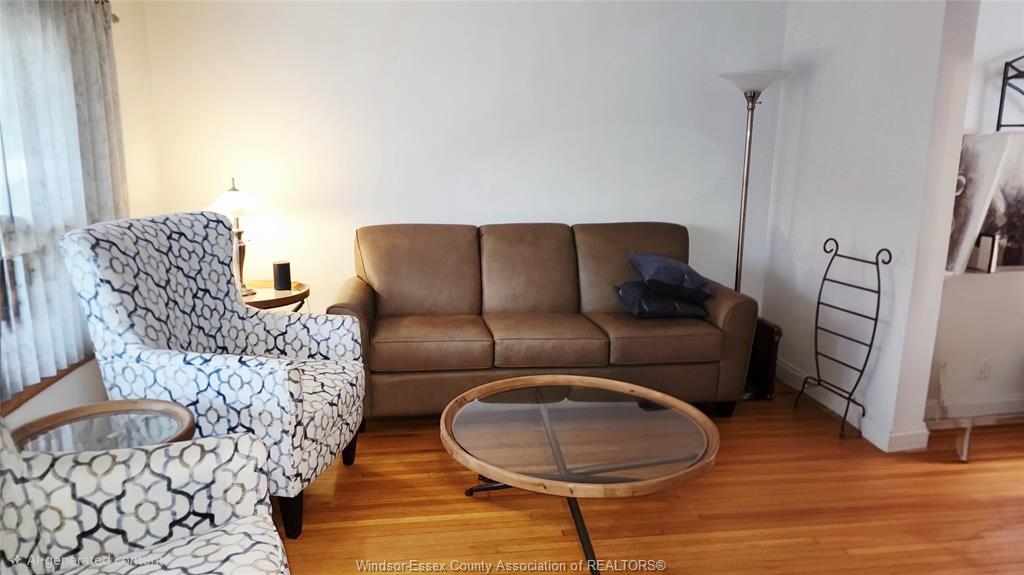 1385 Hall, Windsor, ON