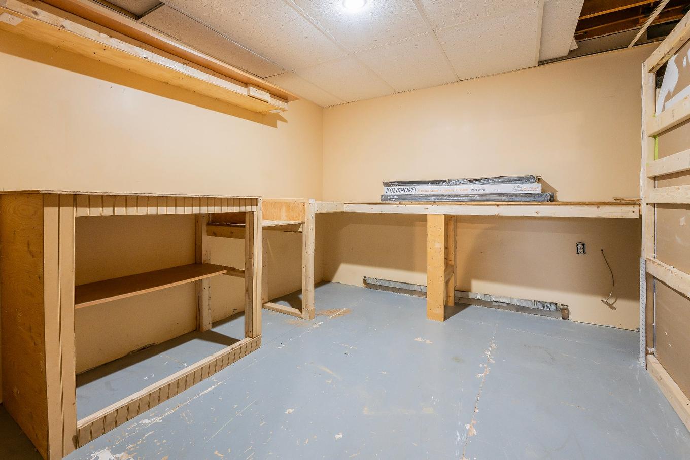 Storage - 39 Ch. Bourgeois, Les Îles-De-La-Madeleine, QC - Indoor Photo Showing Other Room