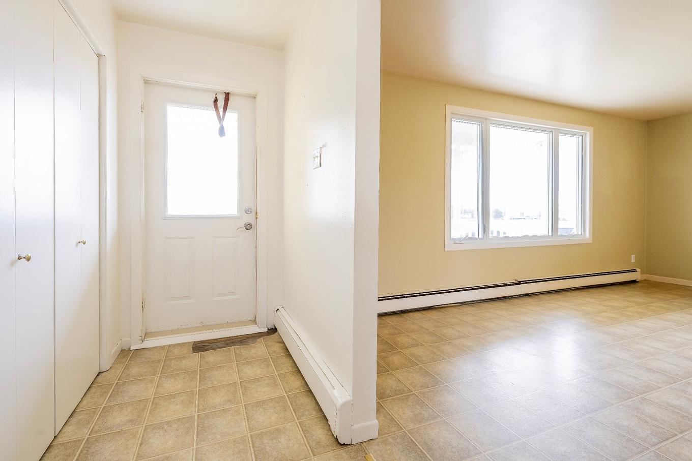 Hall - 39 Ch. Bourgeois, Les Îles-De-La-Madeleine, QC - Indoor Photo Showing Other Room