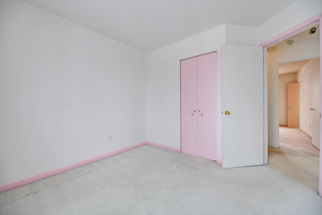 Chambre à coucher - 412 Rue Jean-Baptiste-Campeau, Saint-Eustache, QC - Indoor Photo Showing Other Room