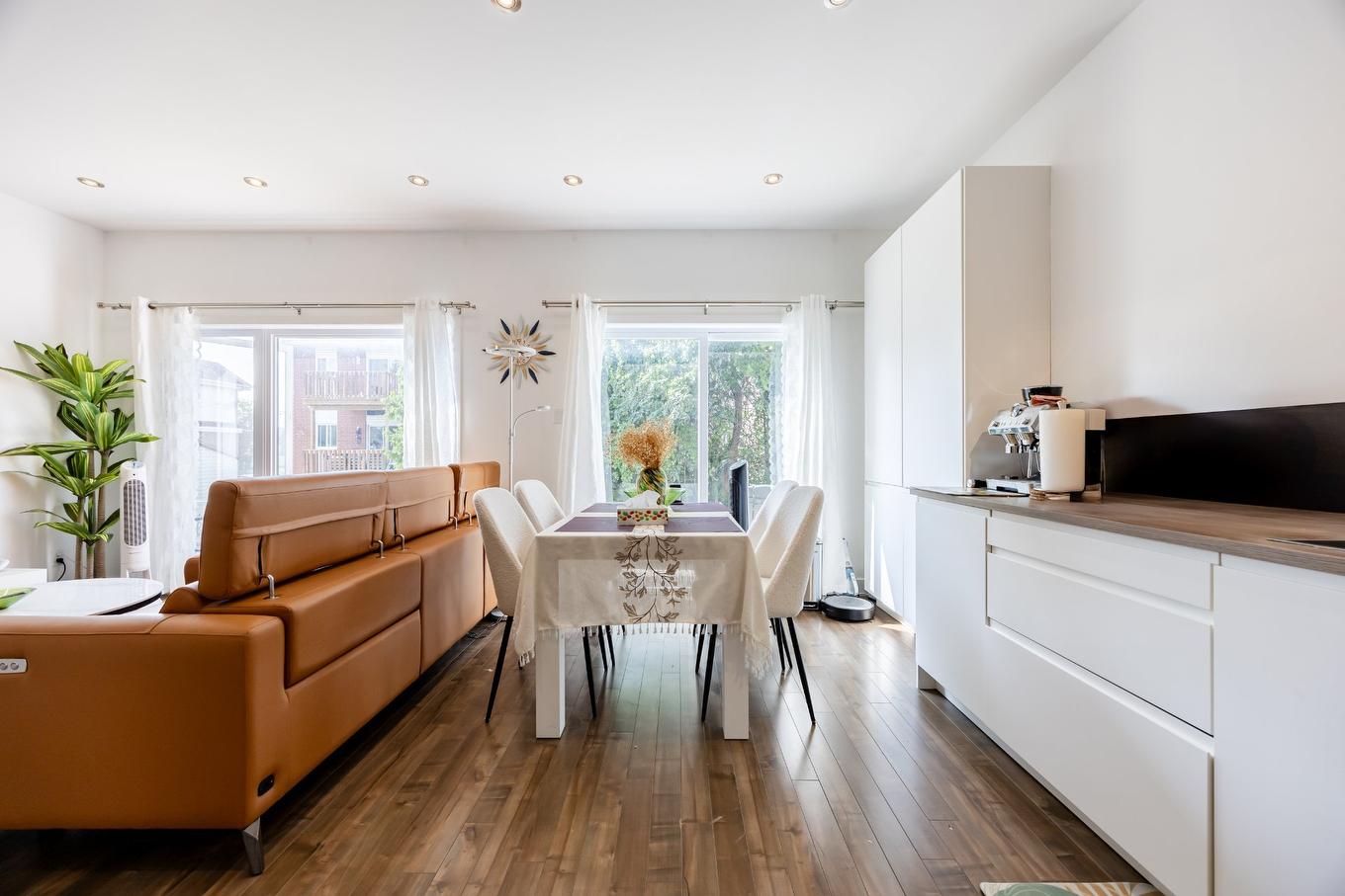 Dining room - 5925 Rue Alexandre, Brossard, QC - Indoor Photo Showing Other Room