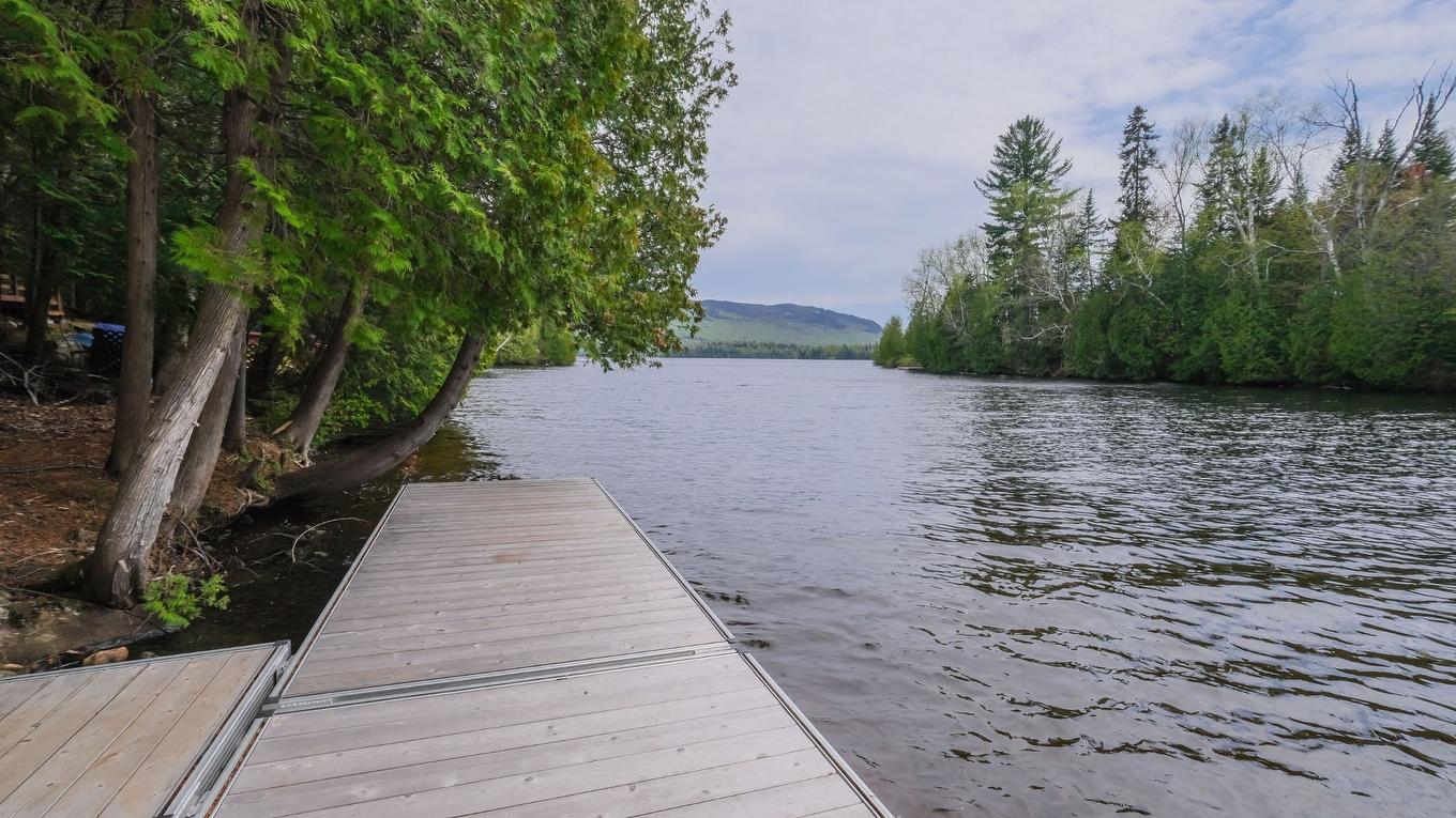 Vue sur l'eau - 425Z Ch. Au Cap Blomidon, Saint-Donat, QC - Outdoor With Body Of Water With View