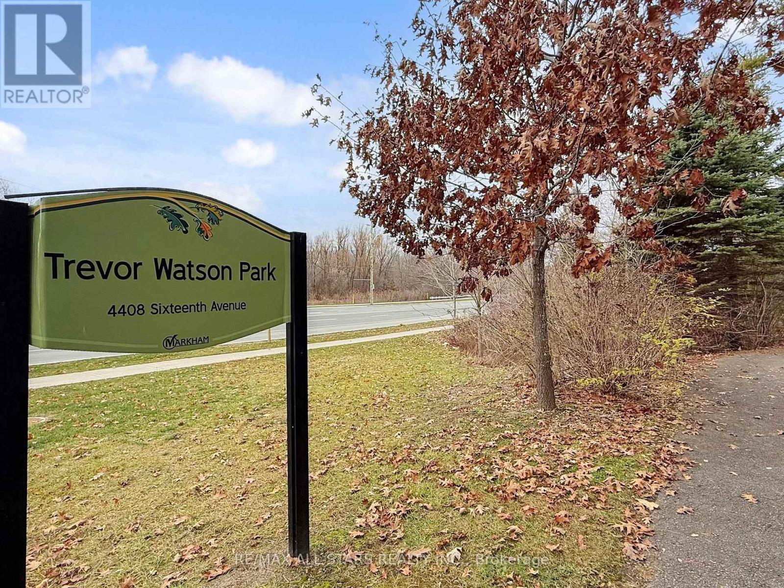 2 Yorkton Boulevard, Markham, ON - Outdoor With View