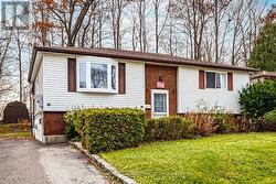 858 BIRCHWOOD DRIVE Midland, ON L4R 4Y2