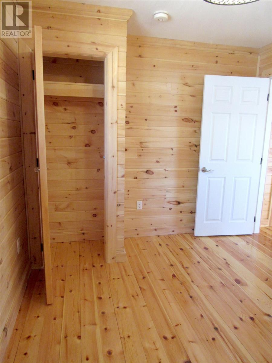 650B Sunset Beach Rd, Huron Shores, ON - Indoor Photo Showing Other Room