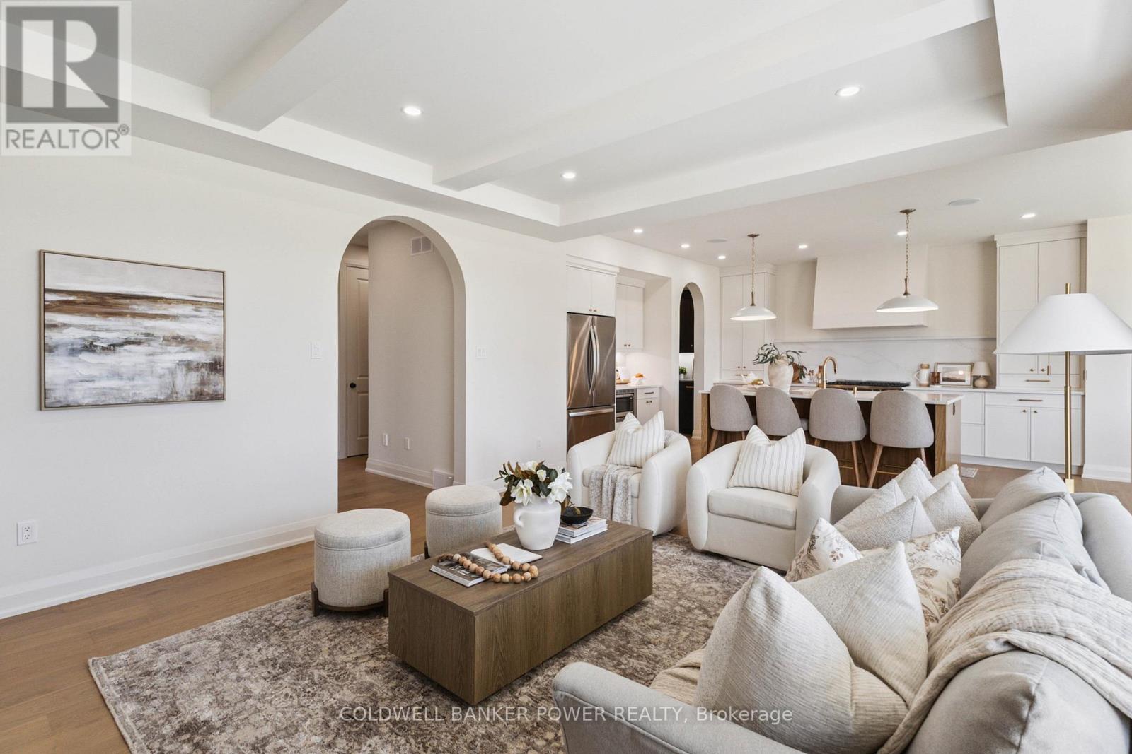 3147 Gillespie Trail, London South (South V), ON - Indoor Photo Showing Living Room