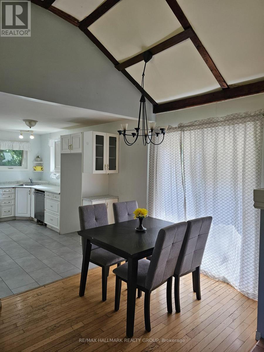 155 Macmillan Lane, Ottawa, ON - Indoor Photo Showing Dining Room