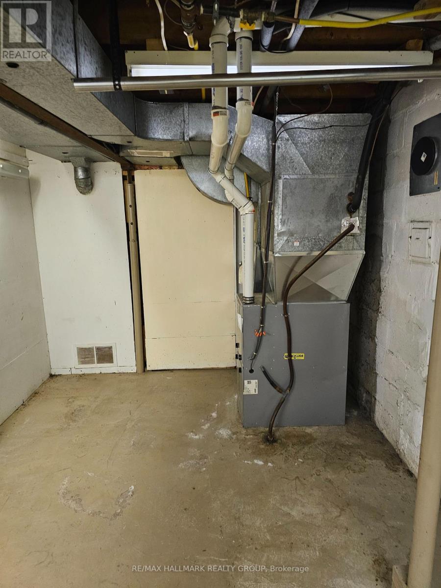 155 Macmillan Lane, Ottawa, ON - Indoor Photo Showing Basement