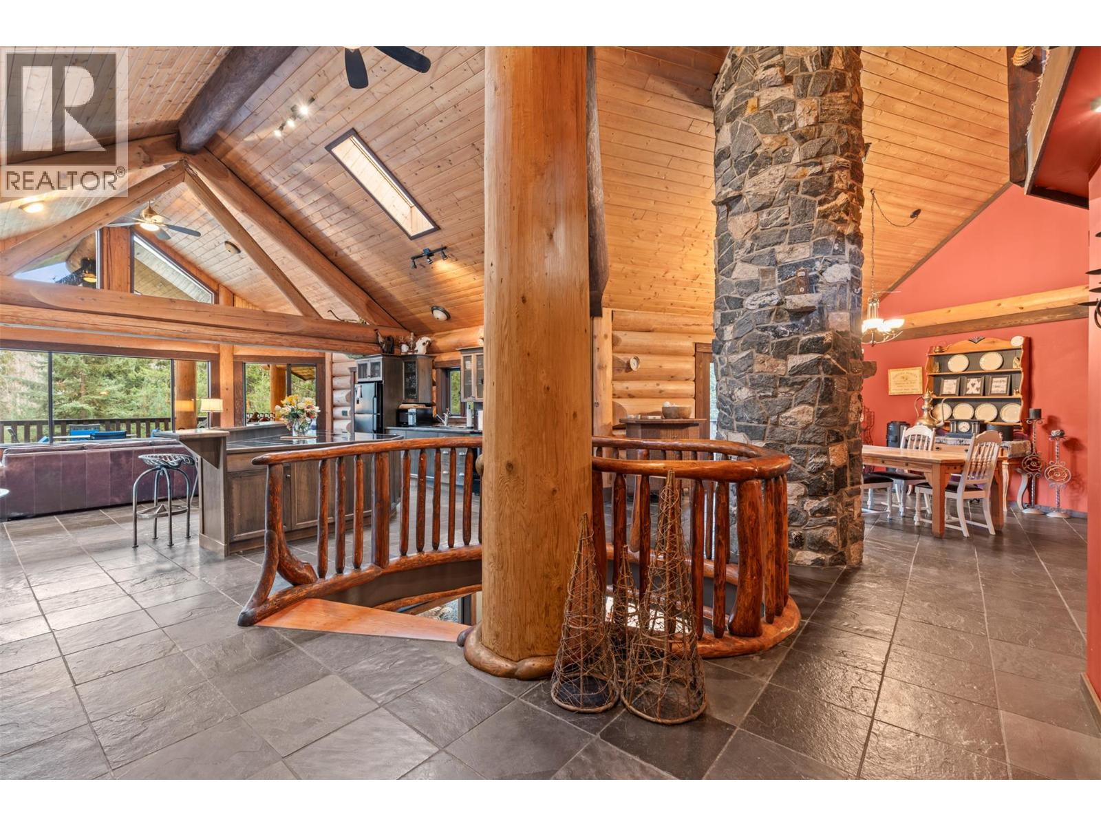 1703 Hillier Road, Sicamous, BC - Indoor Photo Showing Other Room