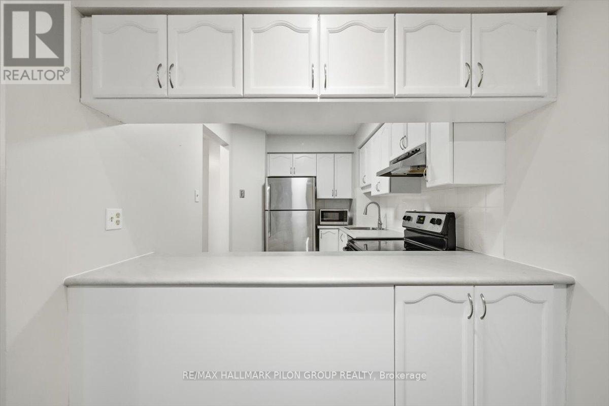205 Briston Private, Ottawa, ON - Indoor Photo Showing Kitchen