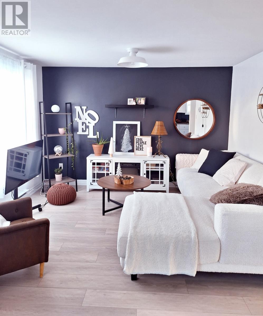 14 King Street, Grand Falls - Windsor, NL - Indoor