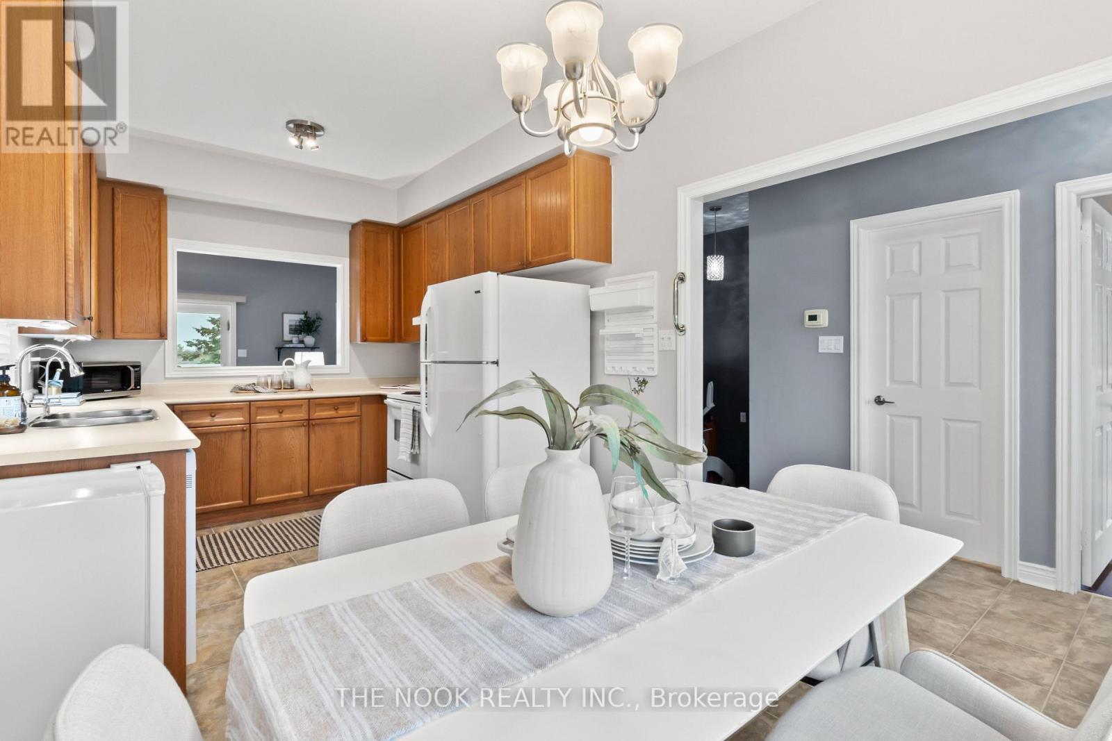 79 South Garden Court, Scugog (Port Perry), ON - Indoor