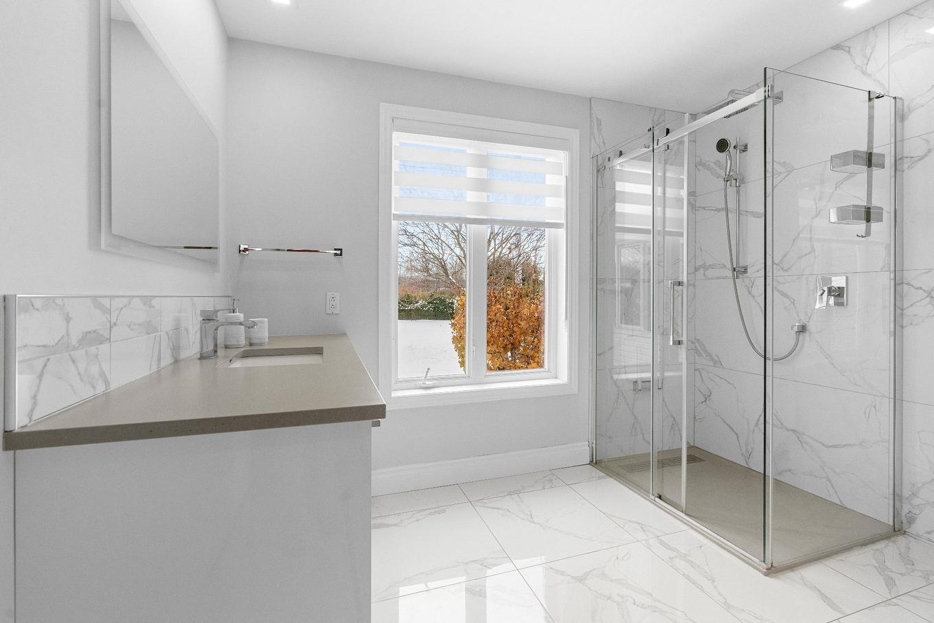 Salle de bains attenante à la CCP - 7568 Rue De La Sarcelle, Lévis (Les Chutes-De-La-Chaudière-Est), QC - Indoor Photo Showing Bathroom