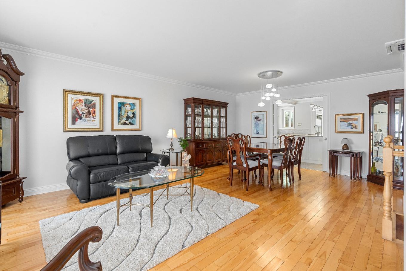 Salon - 7568 Rue De La Sarcelle, Lévis (Les Chutes-De-La-Chaudière-Est), QC - Indoor Photo Showing Living Room