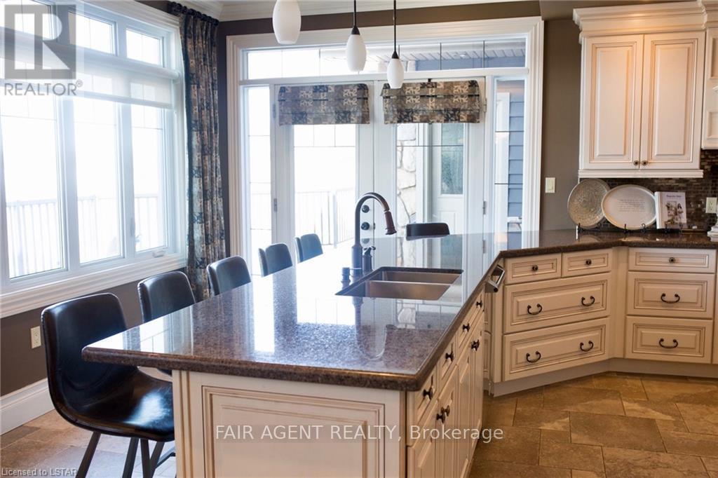 10 Mill Road, Parry Sound Remote Area (Port Loring), ON - Indoor Photo Showing Kitchen With Double Sink