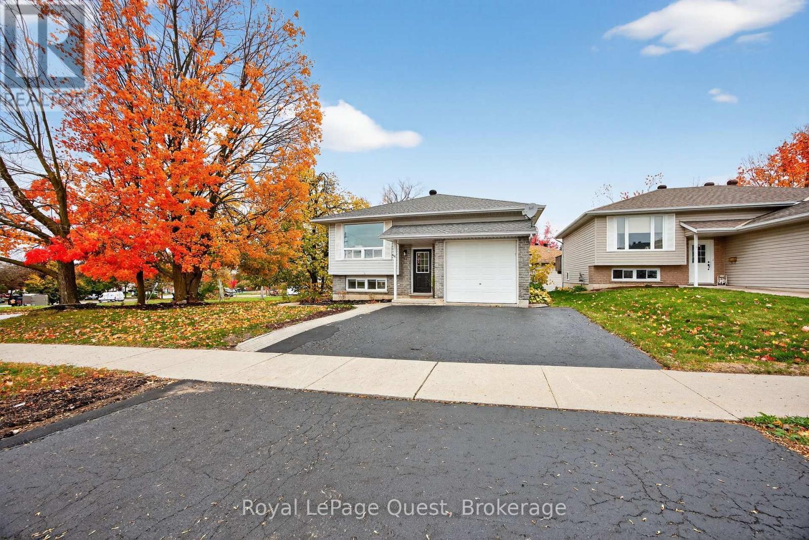 42 Jordon Crescent, Orillia, ON - Outdoor With Facade