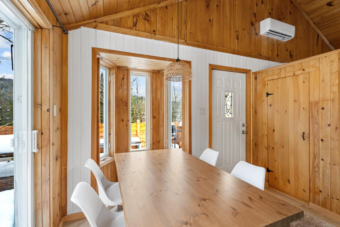 Dining room - 670 Rue Des Maisonnettes, Sainte-Adèle, QC - Indoor Photo Showing Dining Room