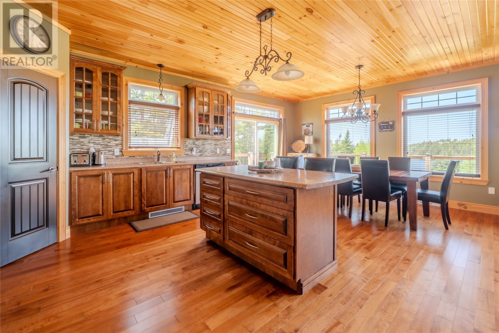 15 Amber Drive, Whitbourne, NL - Indoor Photo Showing Dining Room