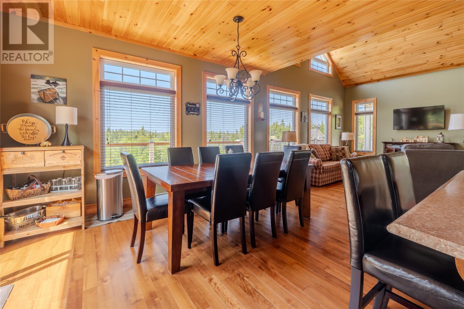 15 Amber Drive, Whitbourne, NL - Indoor Photo Showing Dining Room