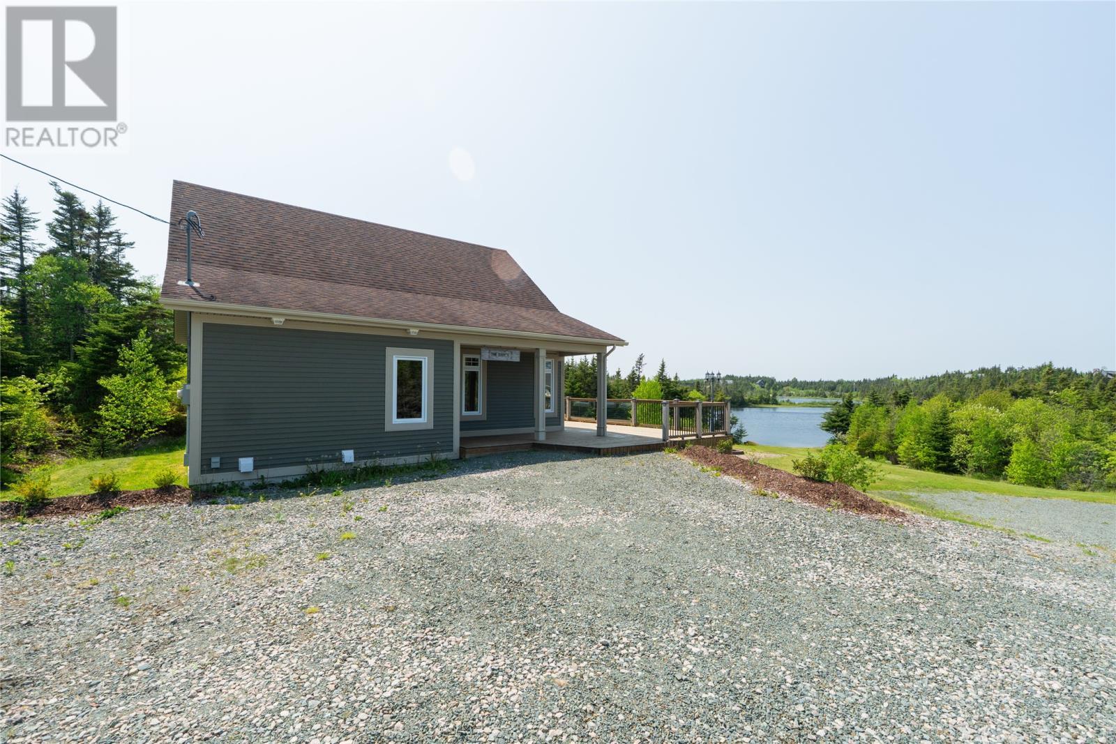 15 Amber Drive, Whitbourne, NL - Outdoor
