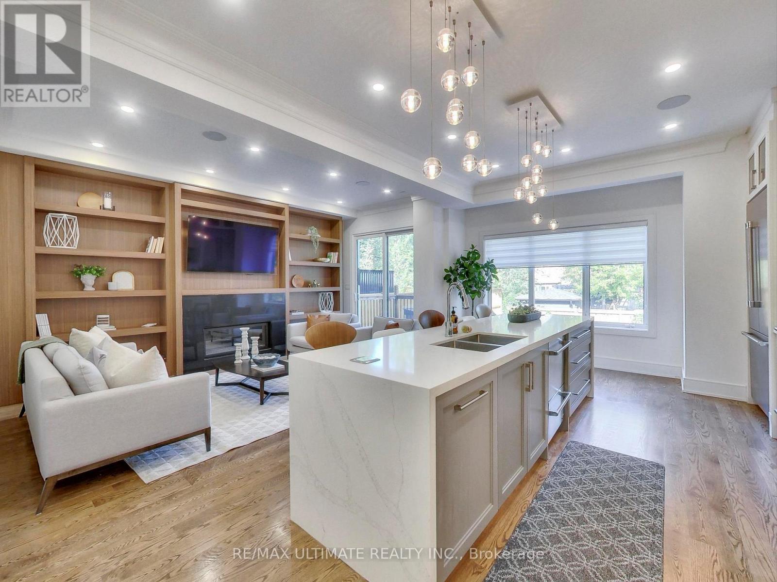 35 Fleming Crescent, Toronto, ON - Indoor With Fireplace