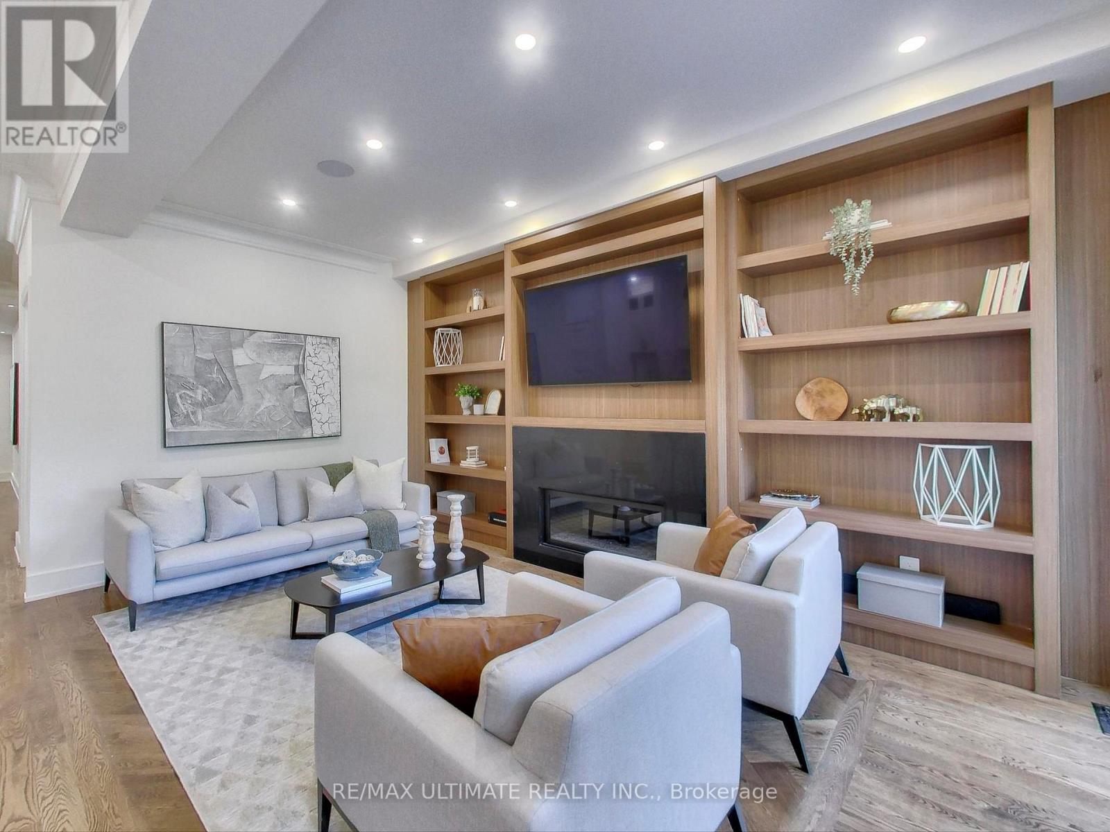 35 Fleming Crescent, Toronto, ON - Indoor Photo Showing Living Room With Fireplace