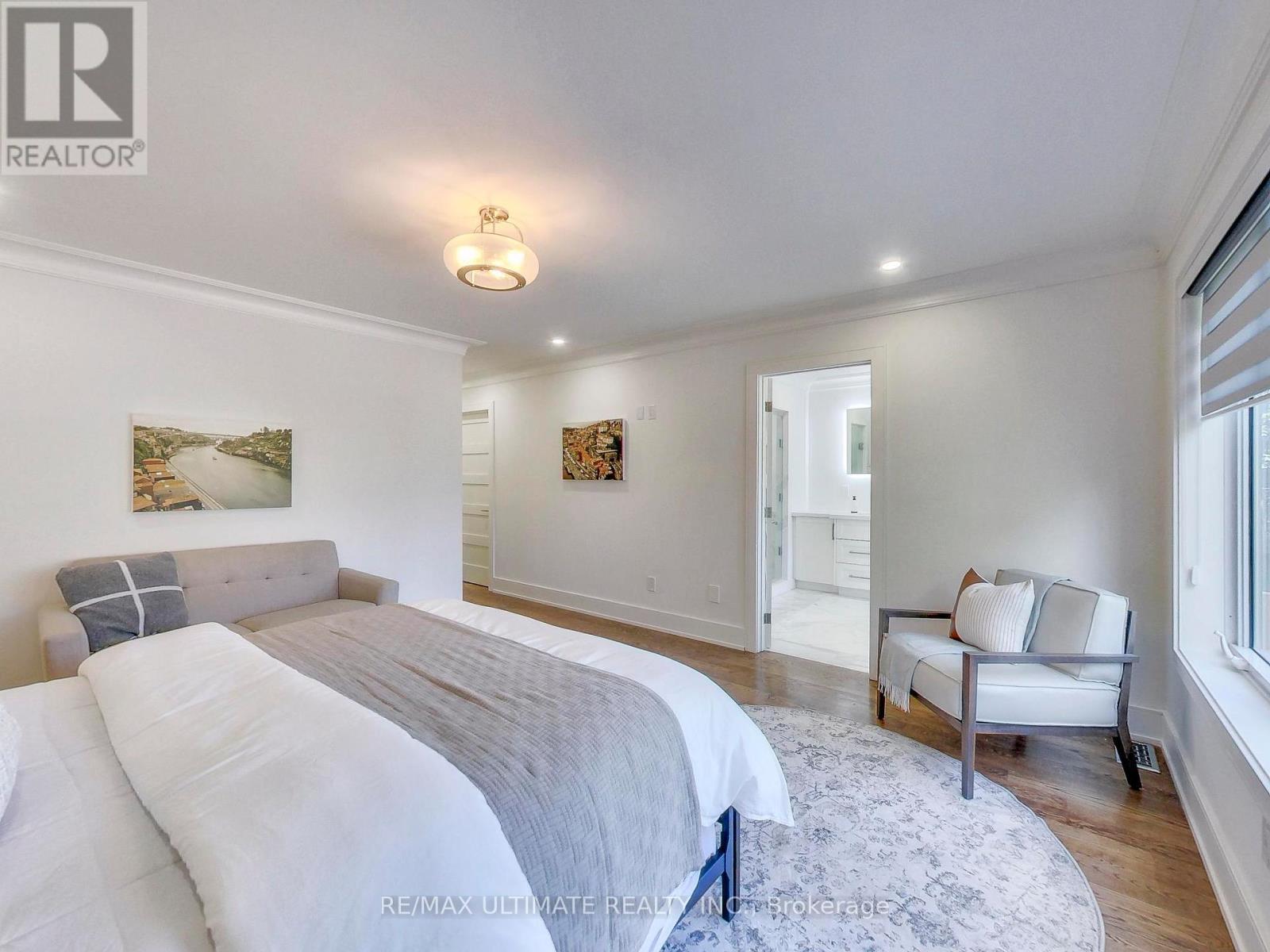 35 Fleming Crescent, Toronto, ON - Indoor Photo Showing Bedroom