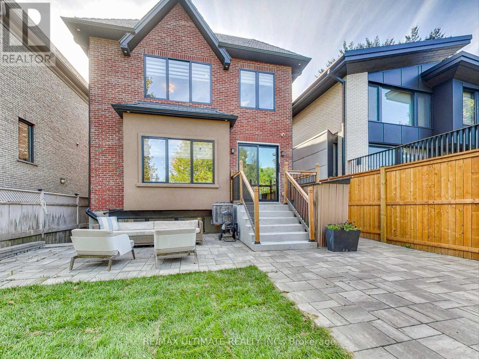 35 Fleming Crescent, Toronto, ON - Outdoor With Exterior