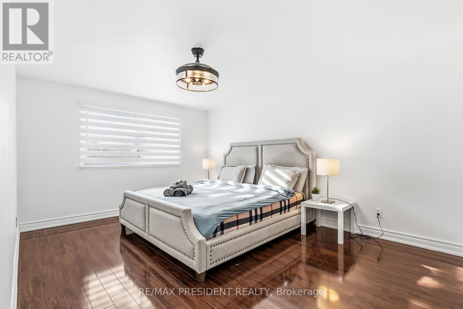 6593 Edenwood Drive, Mississauga, ON - Indoor Photo Showing Bedroom