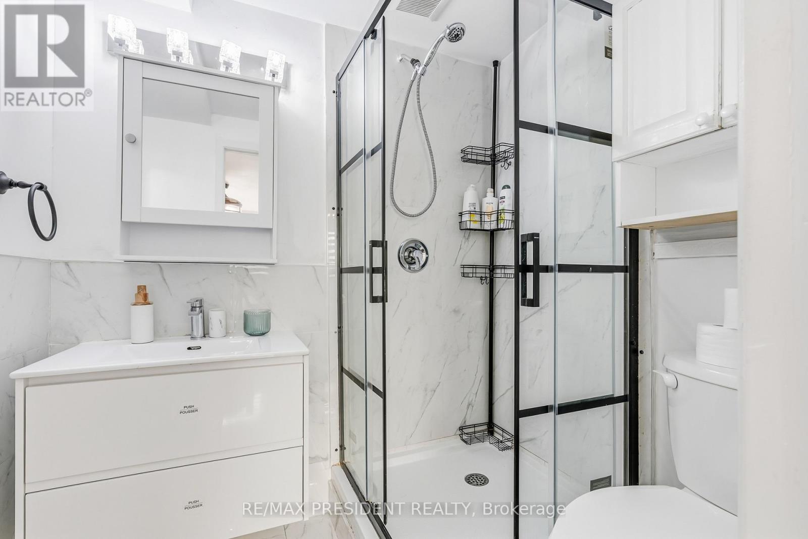 6593 Edenwood Drive, Mississauga, ON - Indoor Photo Showing Bathroom