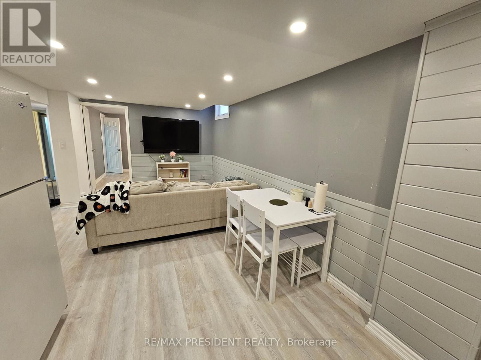 6593 Edenwood Drive, Mississauga, ON - Indoor