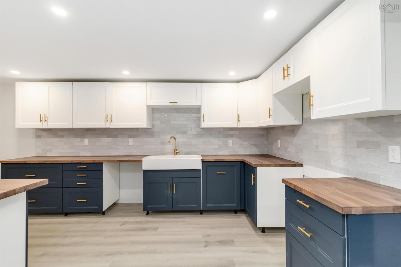 2795 Joseph Howe Drive, Halifax, NS