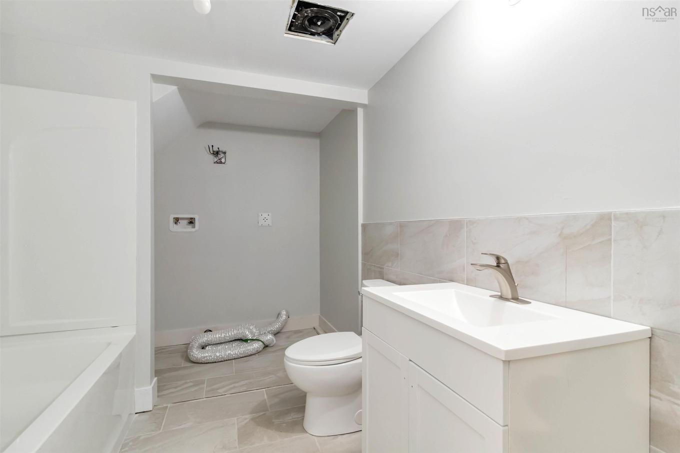 2795 Joseph Howe Drive, Halifax, NS