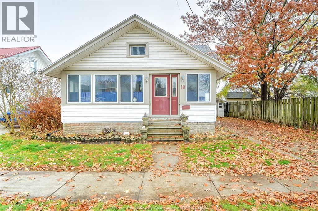 18 Montgomery, Leamington, ON - Outdoor